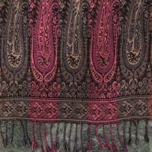 Large Reversible Scarf